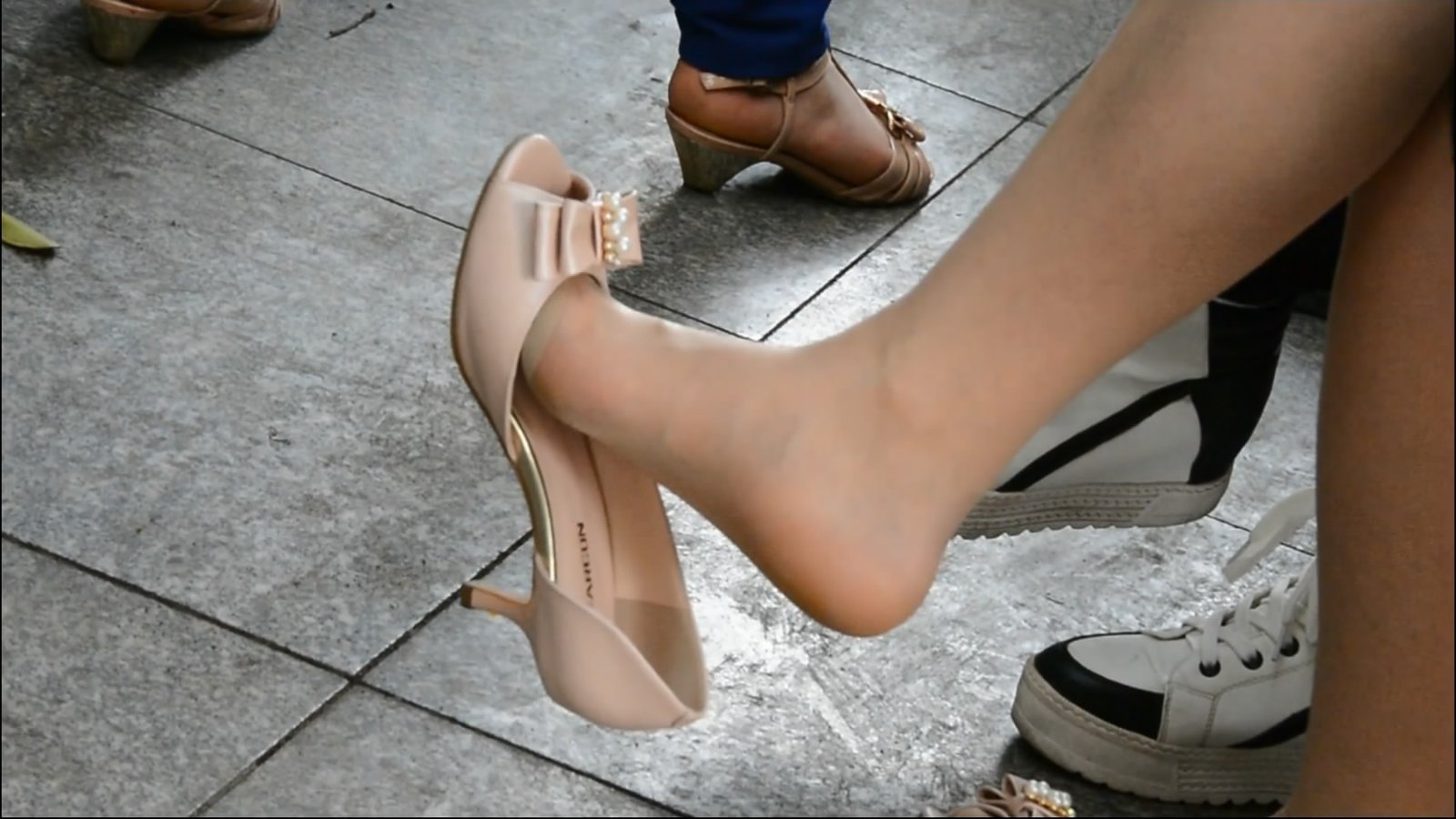 streetsnapdangl[00 00 08][20181107 201931 0]